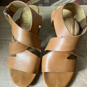 Beautiful Franco Sarto Leather Wedge Sandal (Size 6)